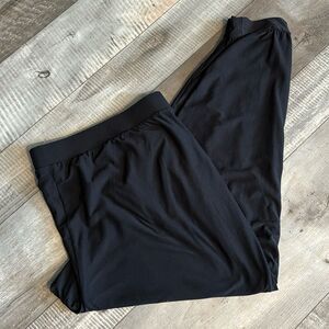 MAURICES women sweat pants/slacks- size‎ 3 reg